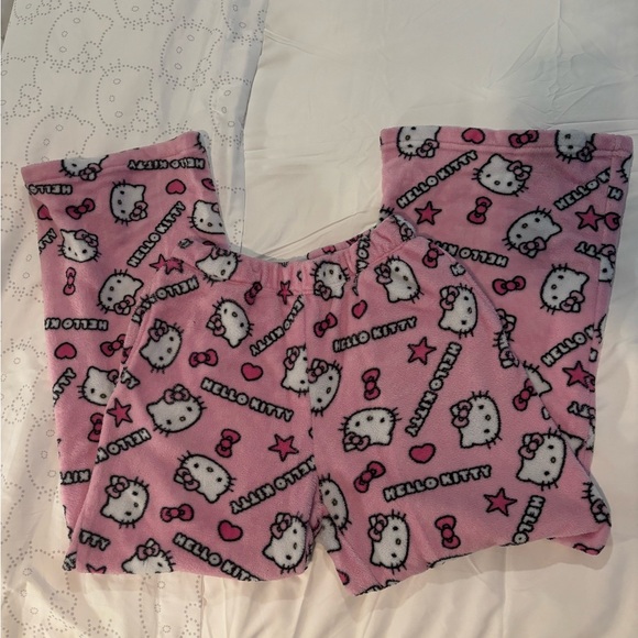 Hello Kitty and Friends Pajama Set. - Picture 2 of 5